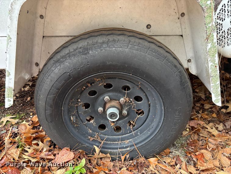 image for item DU0296 2011 Fenex F-131KG manhole support trailer