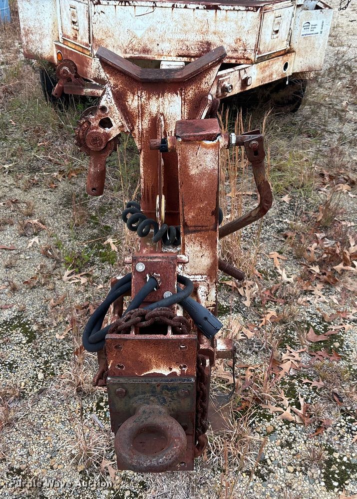 image for item DU0297 1985 Butler pole trailer