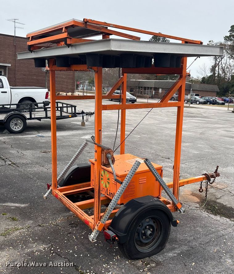 image for item DU0300 Arrow board trailer