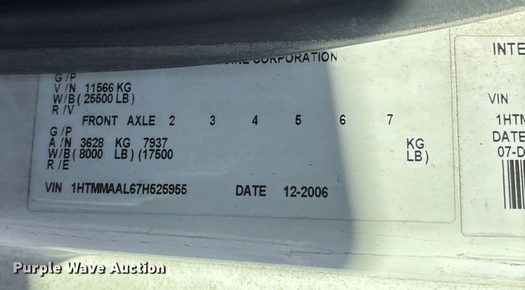 image for item DU1435 2007 International 4300 flatbed truck