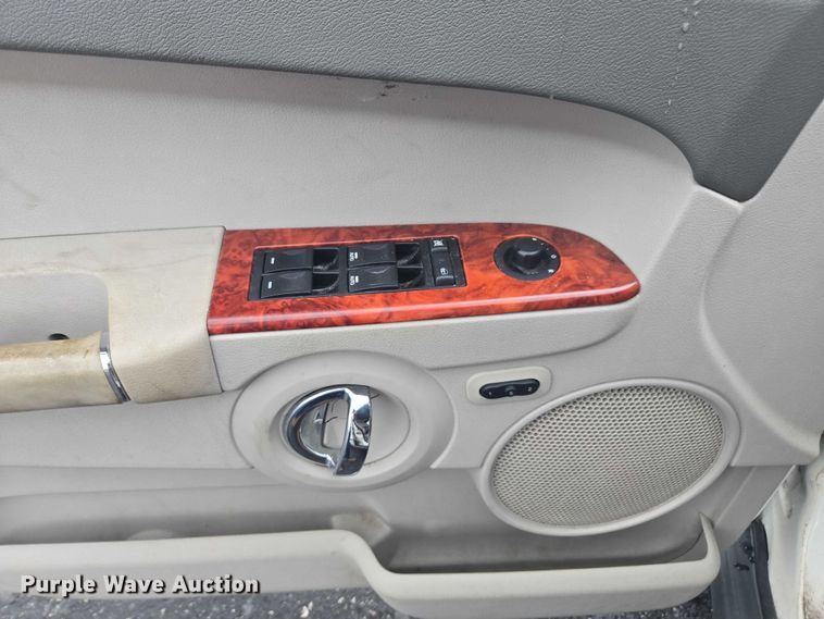 image for item DU2520 2006 Jeep Commander SUV