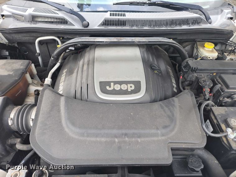 image for item DU2520 2006 Jeep Commander SUV