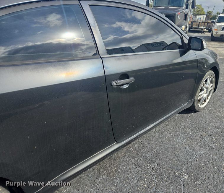 image for item DU2522 2005 Toyota Scion TC 