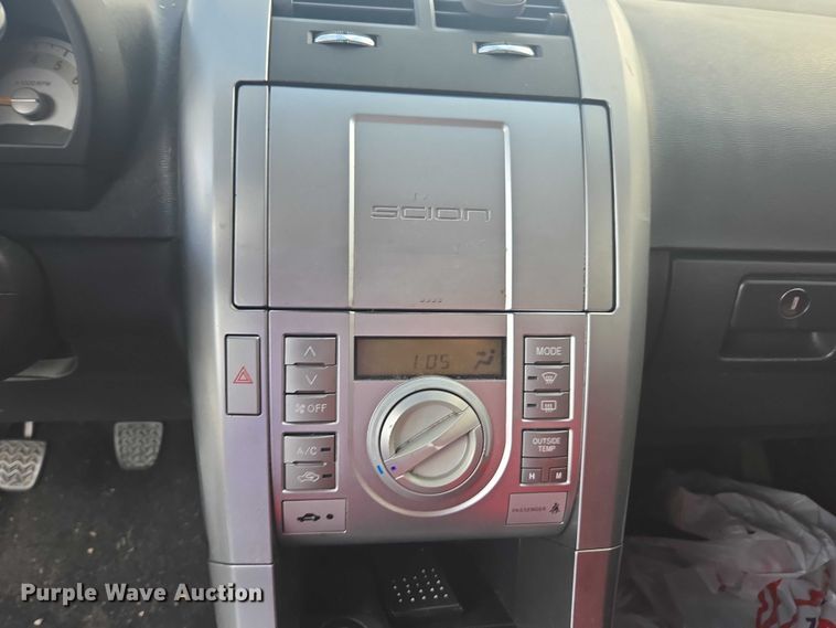 image for item DU2522 2005 Toyota Scion TC 