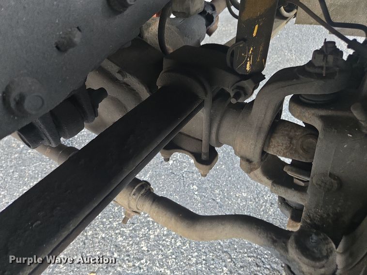 image for item DU2524 2002 Ford F250 Super Duty Crew Cab pickup truck