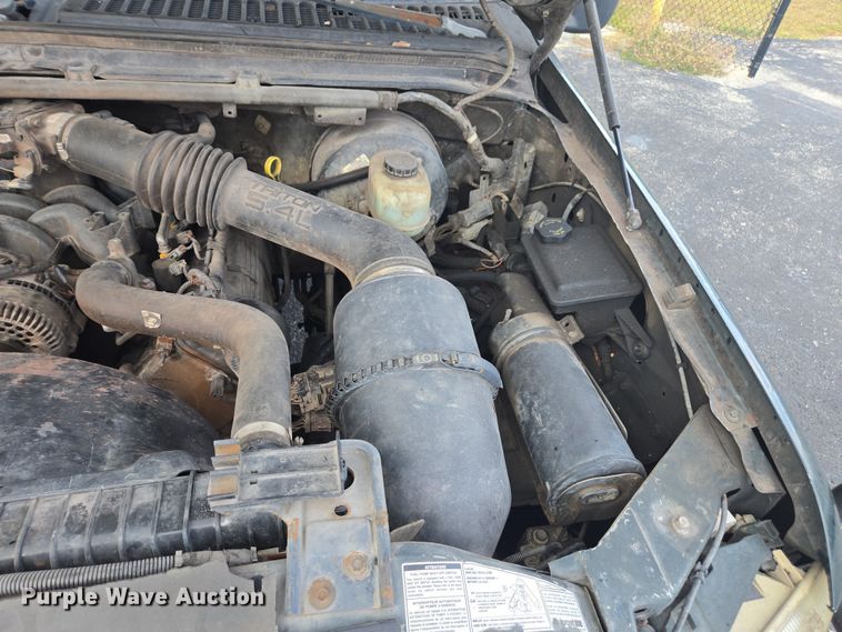 image for item DU2524 2002 Ford F250 Super Duty Crew Cab pickup truck