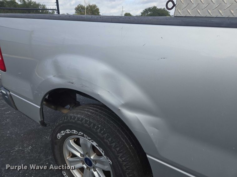 image for item DU2525 2005 Ford F150 pickup truck