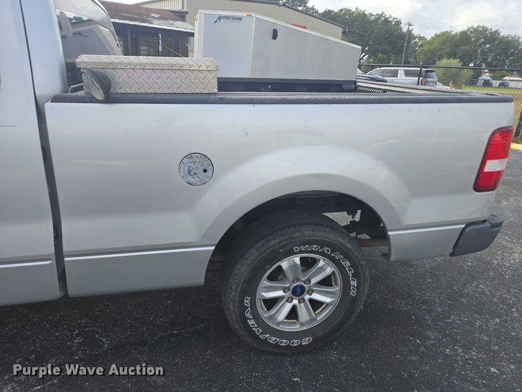 image for item DU2525 2005 Ford F150 pickup truck