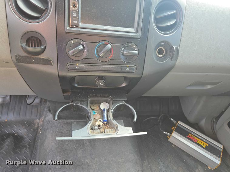 image for item DU2525 2005 Ford F150 pickup truck