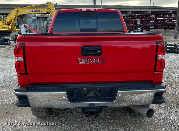image for item DV0760 2017 GMC Sierra 2500HD Crew Cab pickup truck