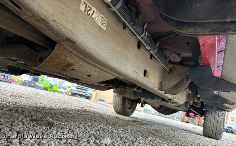 image for item DV0760 2017 GMC Sierra 2500HD Crew Cab pickup truck