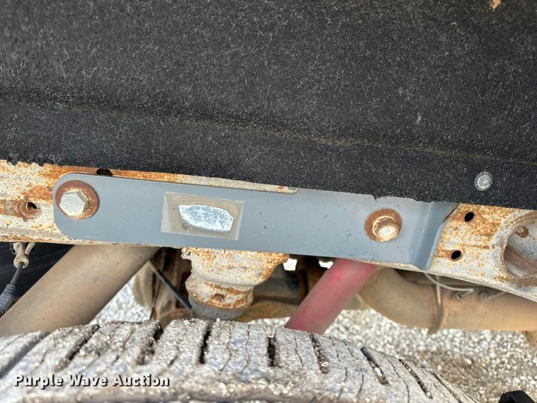 image for item DV0760 2017 GMC Sierra 2500HD Crew Cab pickup truck