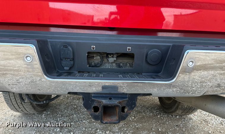 image for item DV0760 2017 GMC Sierra 2500HD Crew Cab pickup truck