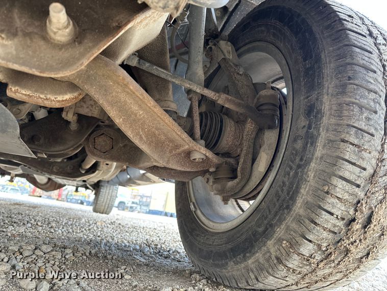 image for item DV0760 2017 GMC Sierra 2500HD Crew Cab pickup truck