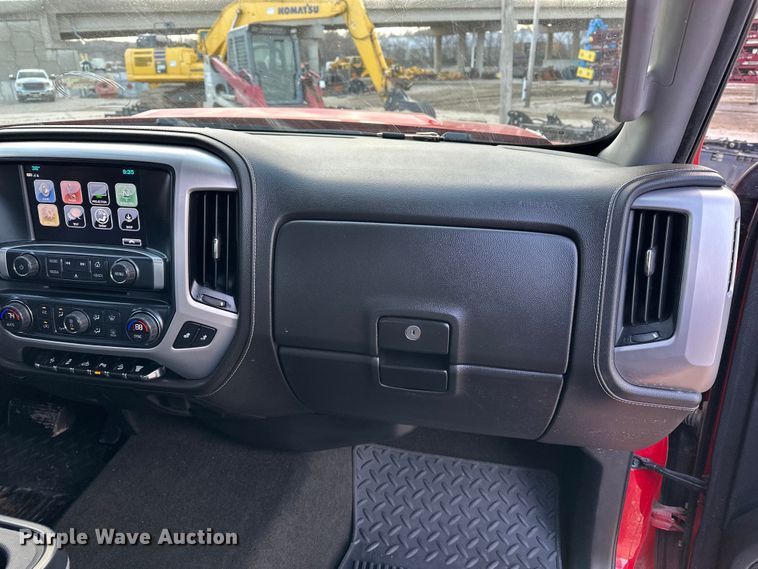 image for item DV0760 2017 GMC Sierra 2500HD Crew Cab pickup truck