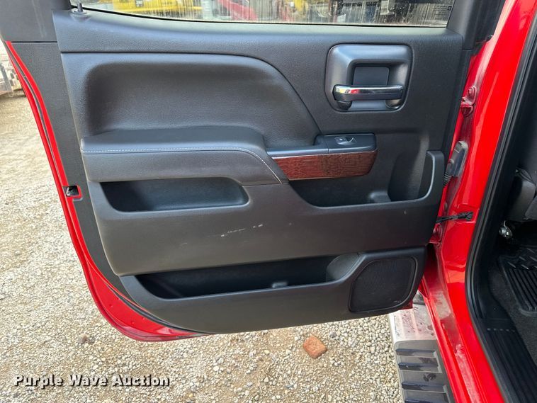 image for item DV0760 2017 GMC Sierra 2500HD Crew Cab pickup truck