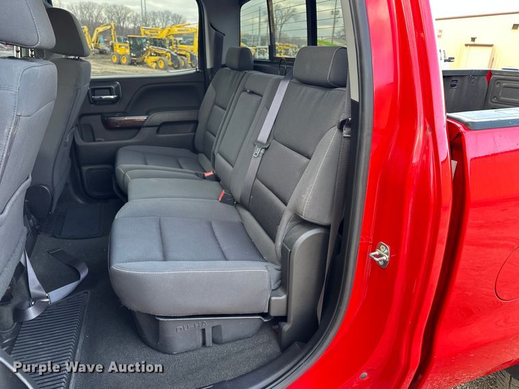 image for item DV0760 2017 GMC Sierra 2500HD Crew Cab pickup truck