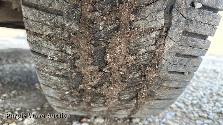 image for item DV0760 2017 GMC Sierra 2500HD Crew Cab pickup truck