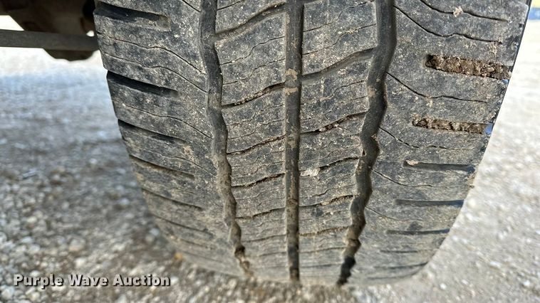 image for item DV0760 2017 GMC Sierra 2500HD Crew Cab pickup truck