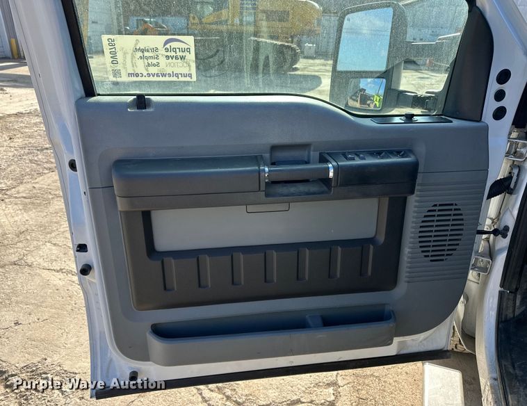 image for item DV0765 2012 Ford F250 Super Duty Crew Cab pickup truck