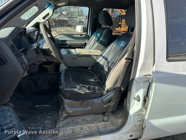 image for item DV0765 2012 Ford F250 Super Duty Crew Cab pickup truck