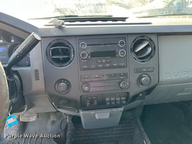 image for item DV0765 2012 Ford F250 Super Duty Crew Cab pickup truck