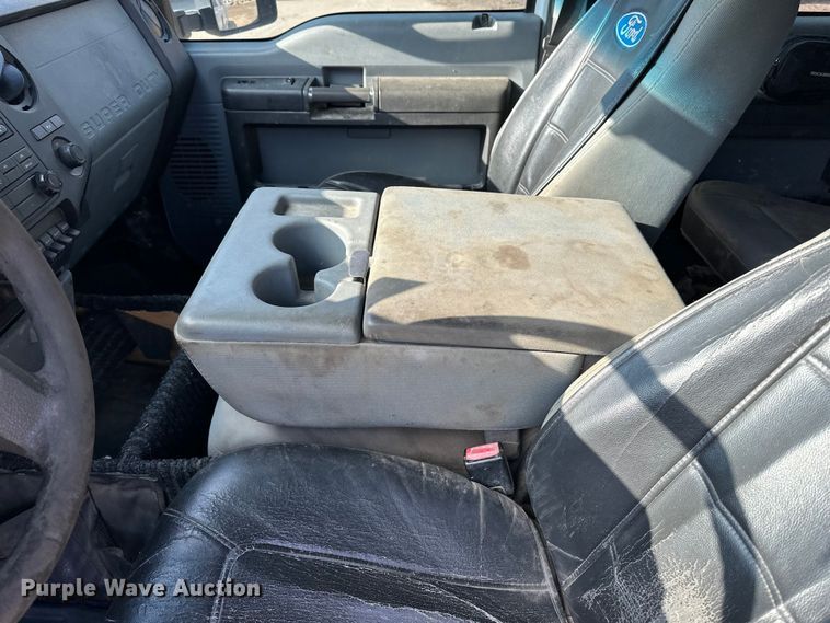 image for item DV0765 2012 Ford F250 Super Duty Crew Cab pickup truck