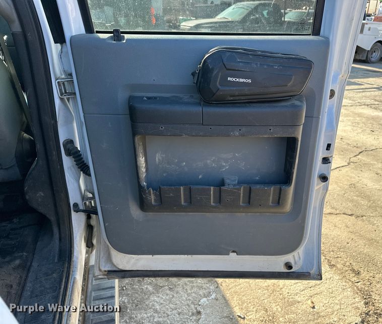 image for item DV0765 2012 Ford F250 Super Duty Crew Cab pickup truck