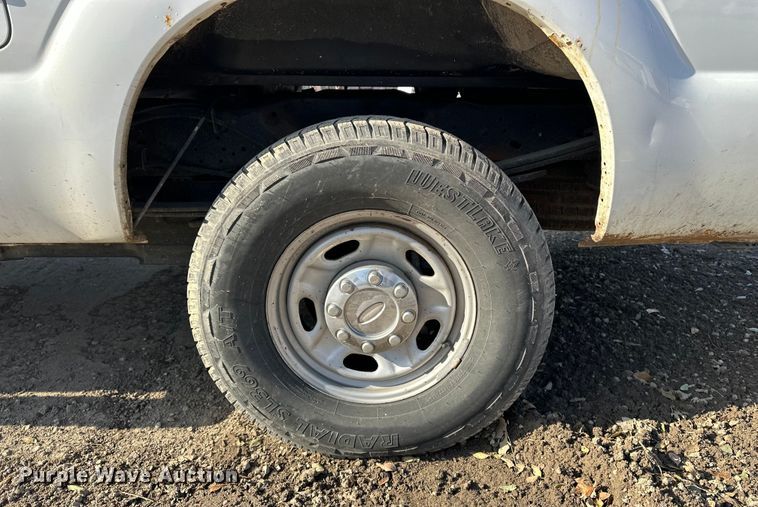 image for item DV0765 2012 Ford F250 Super Duty Crew Cab pickup truck