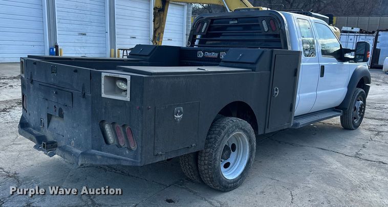 image for item DV0767 2013 Ford F450 SuperCab flatbed truck