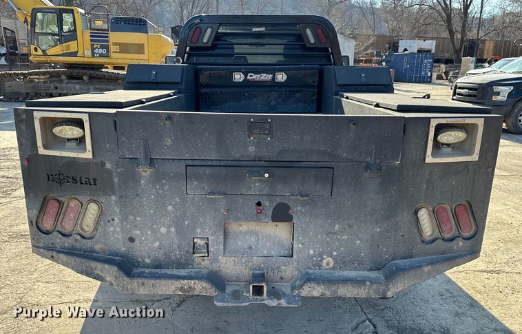 image for item DV0767 2013 Ford F450 SuperCab flatbed truck