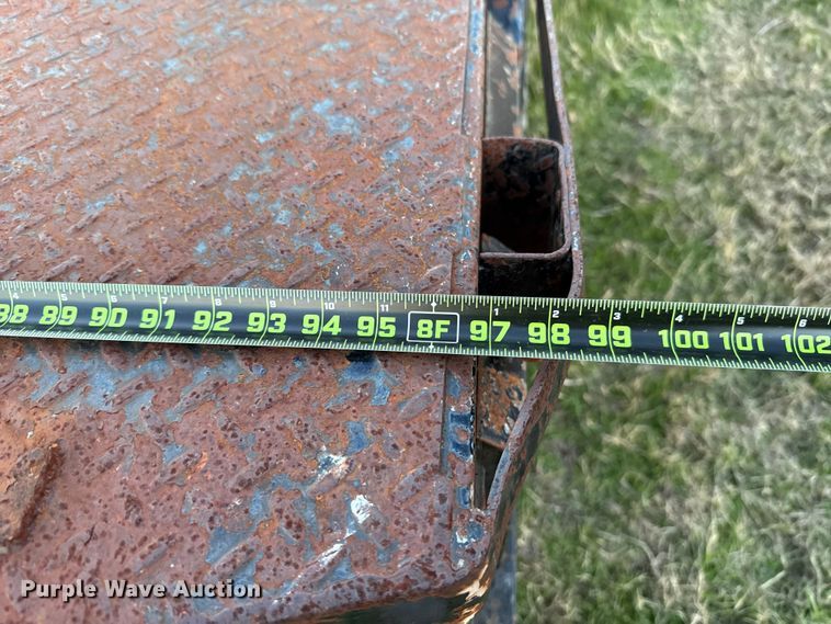 image for item DW5182 2006 Dodge Ram 3500 Big Horn Quad Cab flatbed pickup truck