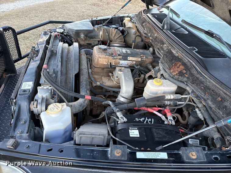 image for item DW5182 2006 Dodge Ram 3500 Big Horn Quad Cab flatbed pickup truck