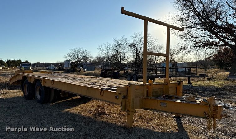 image for item DW5188 1989 Belshe T-10 equipment trailer