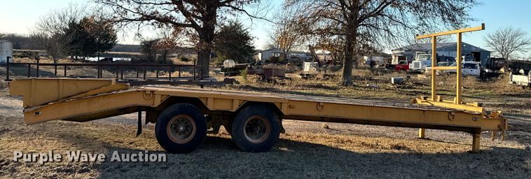 image for item DW5188 1989 Belshe T-10 equipment trailer