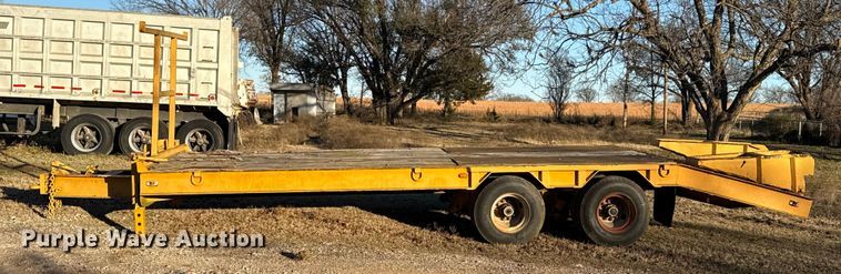 image for item DW5188 1989 Belshe T-10 equipment trailer