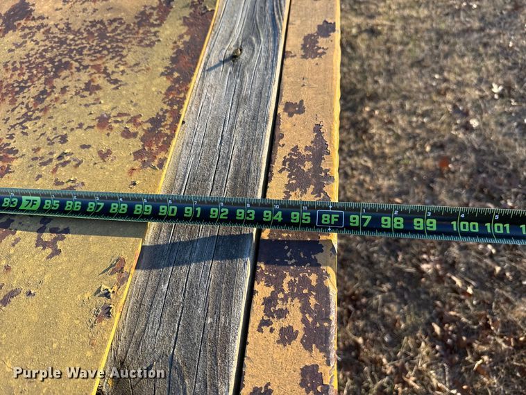 image for item DW5188 1989 Belshe T-10 equipment trailer