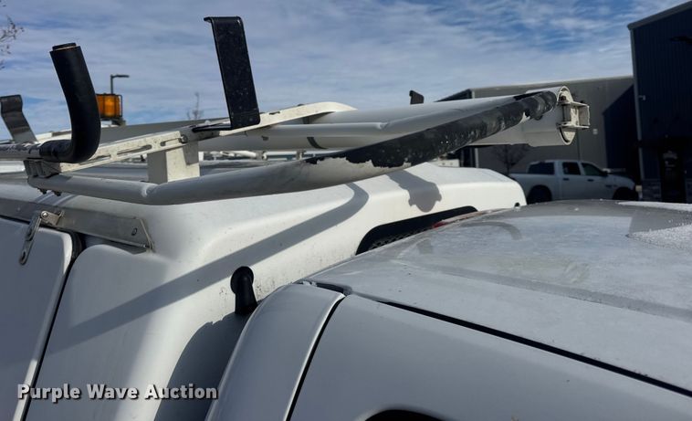 image for item DW6698 2013 Chevrolet Silverado 1500 pickup truck