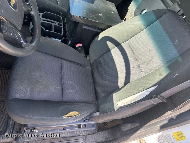 image for item DW6698 2013 Chevrolet Silverado 1500 pickup truck