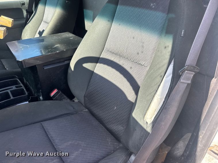 image for item DW6698 2013 Chevrolet Silverado 1500 pickup truck