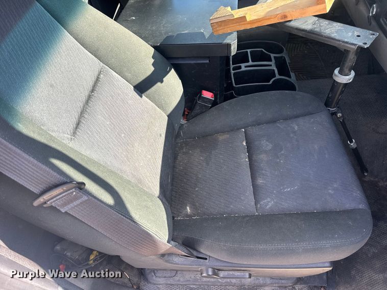 image for item DW6698 2013 Chevrolet Silverado 1500 pickup truck