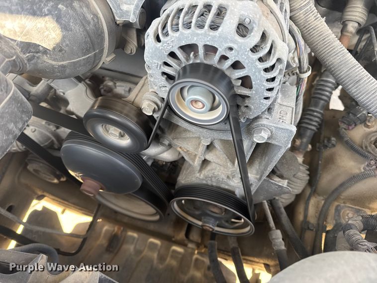 image for item DW6698 2013 Chevrolet Silverado 1500 pickup truck