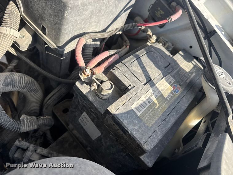 image for item DW6698 2013 Chevrolet Silverado 1500 pickup truck