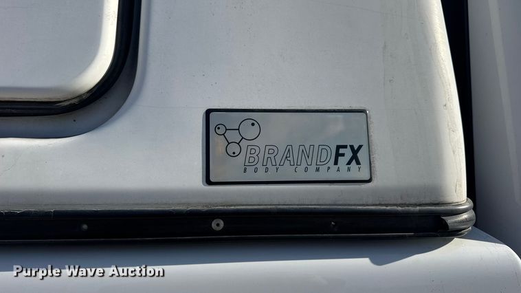 image for item DW6698 2013 Chevrolet Silverado 1500 pickup truck