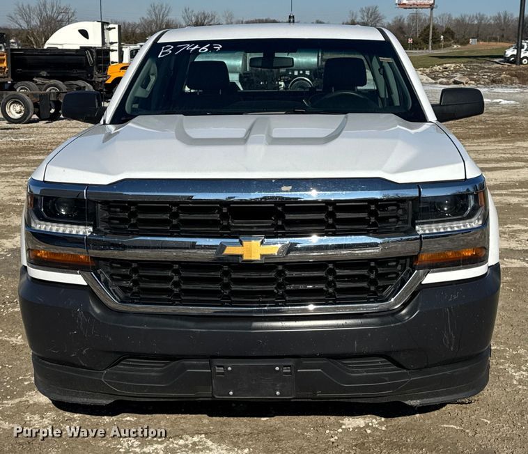 image for item DW6700 2017 Chevrolet Silverado 1500 Crew Cab pickup truck