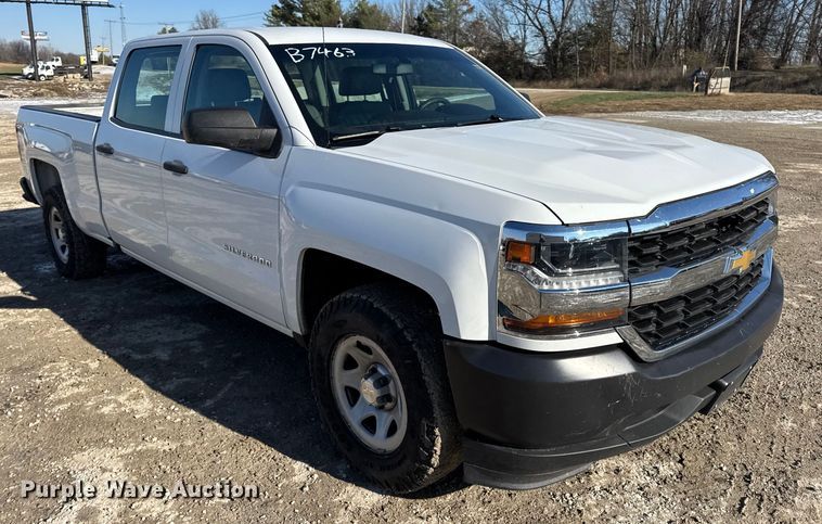 image for item DW6700 2017 Chevrolet Silverado 1500 Crew Cab pickup truck