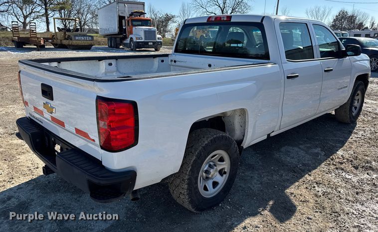 image for item DW6700 2017 Chevrolet Silverado 1500 Crew Cab pickup truck