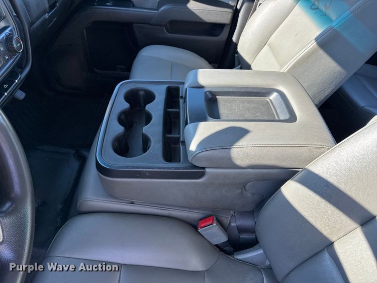 image for item DW6700 2017 Chevrolet Silverado 1500 Crew Cab pickup truck