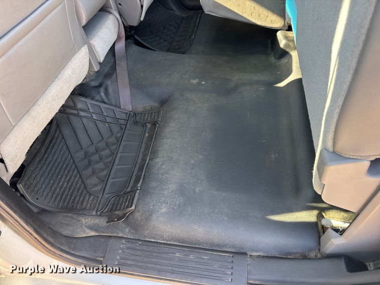 image for item DW6700 2017 Chevrolet Silverado 1500 Crew Cab pickup truck