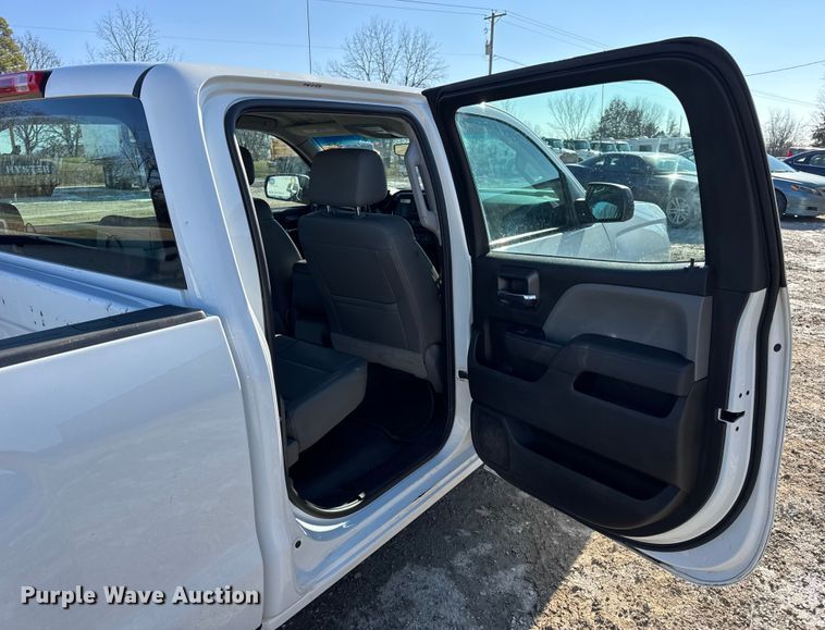 image for item DW6700 2017 Chevrolet Silverado 1500 Crew Cab pickup truck